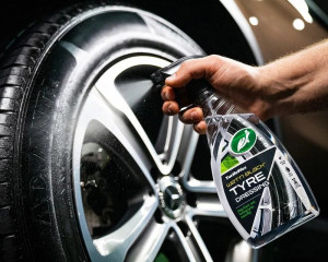 Turtle Wax Wet N Black