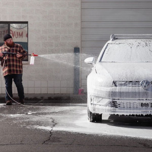 Turtle Wax Hybrid Snow Foam shampoo