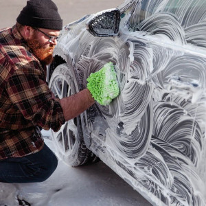 Turtle Wax Hybrid Snow Foam shampoo