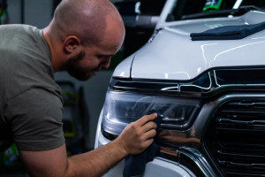 Rénovateur optiques