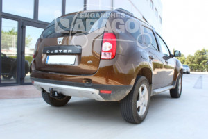 ATTELAGE E1303AA DACIA Duster 11/2013-12/2017